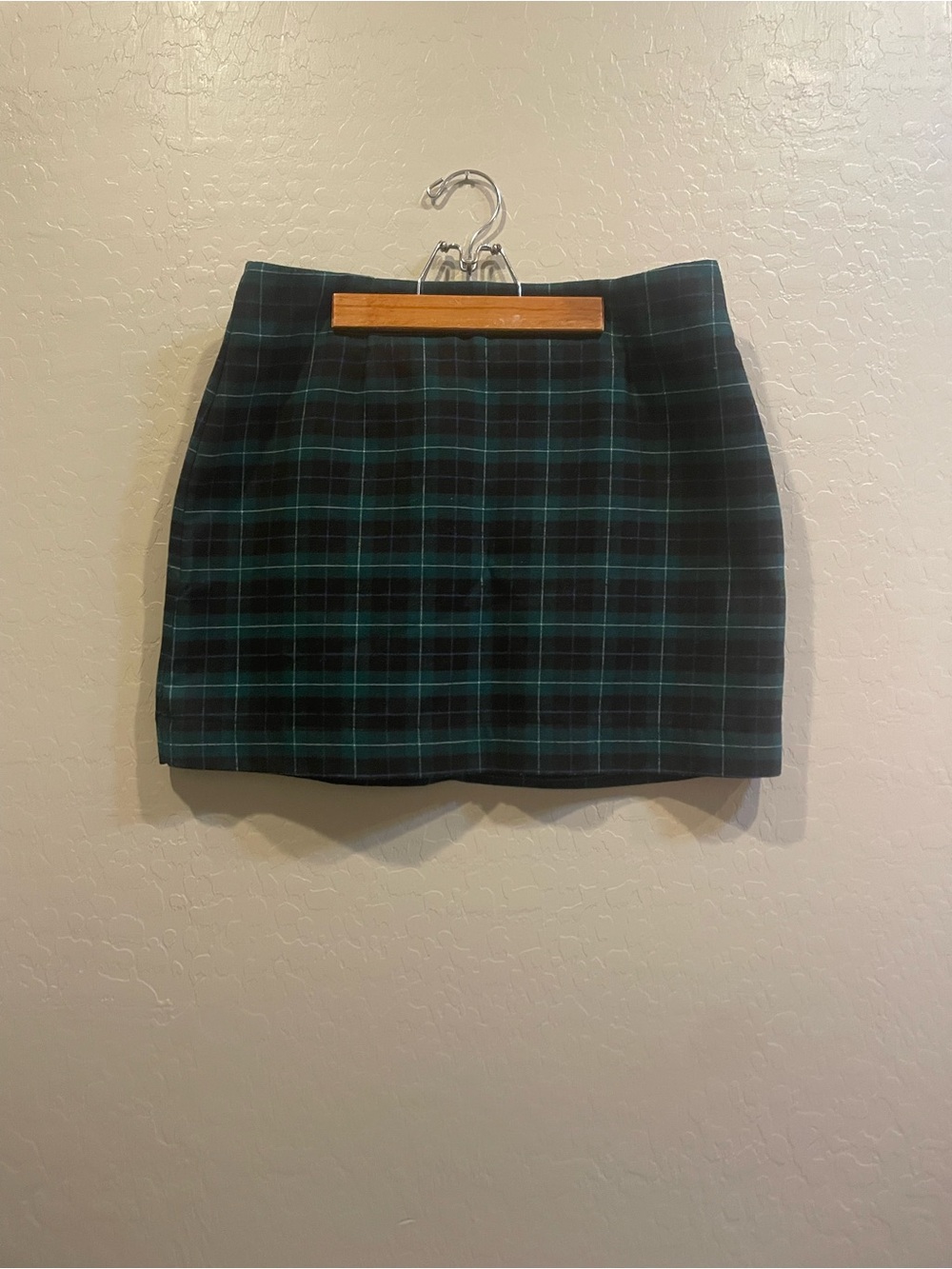 Old Navy Black and Green Plaid Mini Skirt